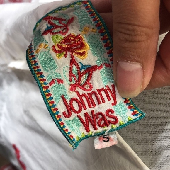 Johnny Was white and red floral boho top size small - Picture 8 of 9